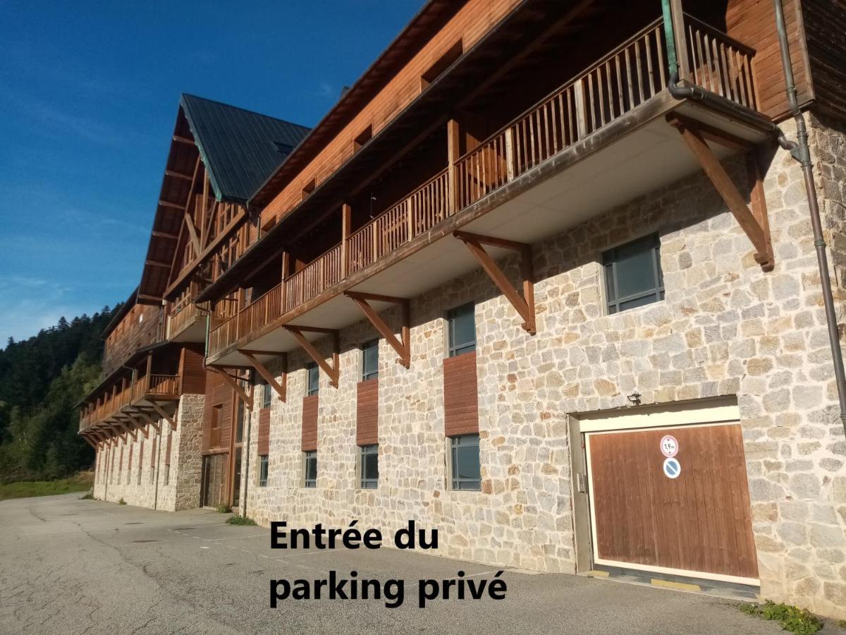 Pleine Nature Pied Pistes Piscine Chauffee Ustou Exterior photo